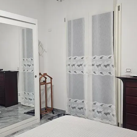 Casa de hóspedes Alfi 3*